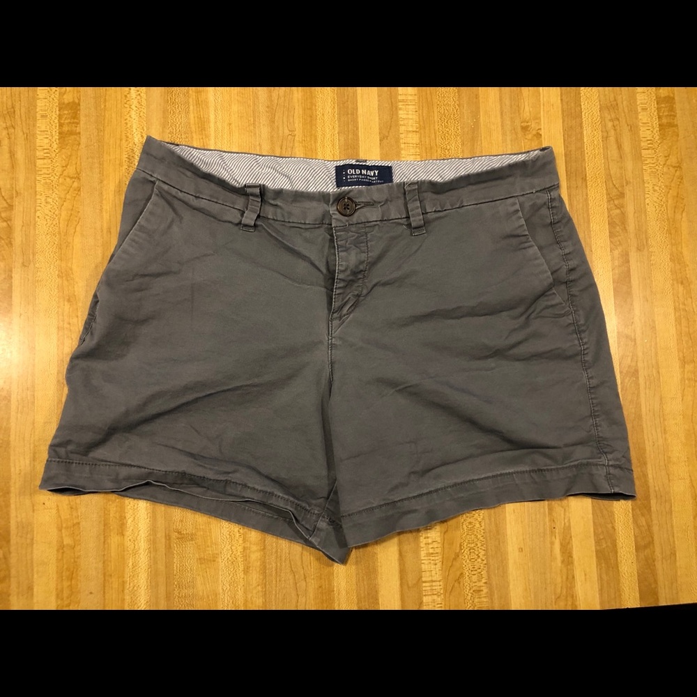 Gray Old Navy Everyday Short